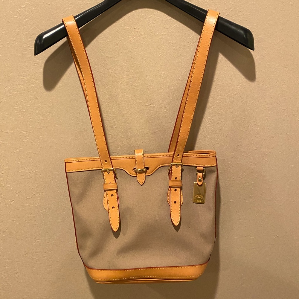 Dooney & Bourke small bucket bag